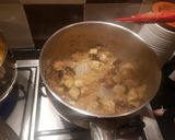 A picture of step 2 of Salmon, cashew and citrus curry.