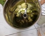 A picture of step 1 of Mango Mint Juice.