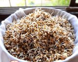 A picture of step 1 of Misal Pav.
