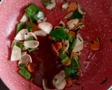 A picture of step 3 of Chili Paneer With vegetables.