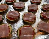 Cukkini mini “pizza” recept fázis 2 fotója