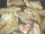 Foto del paso 1 de la receta Costillas adobadas con guarnición de papas al romero 🥔 🍊 🐷