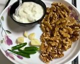 A picture of step 1 of Doon Chetin (Walnut Chutney - Kashmiri Style).