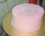 चॉकलेट चोको चिप्स केक (chocolate choco chips cake recipe in hindi) रेसिपी चरण 19 फोटो