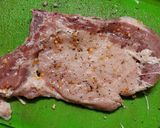 Foto del paso 1 de la receta: Chuletas de cerdo al ajo con Romero