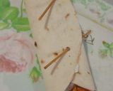 A picture of step 5 of Shawarma(with white sauce).