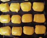 Foto langkah ke 5 dari resep Bolen Pisang Kayu Manis.