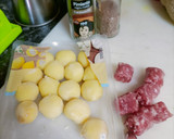 Foto del paso 1 de la receta: Gnocchi con longaniza a la salsa de vermut