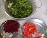 A picture of step 1 of Airfryer Natural Colour Crispies.