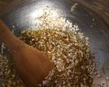 Foto del paso 2 de la receta: Galletitas de avena, coco y chips