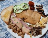 Foto del paso 9 de la receta: Garbanzos, cherry, hongos, zucchini, etc (picada saludable)