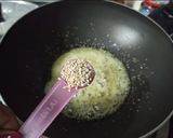 A picture of step 3 of Caramelized Makhana.