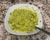 Foto del paso 2 de la receta: Tostada de 🥑 🥚