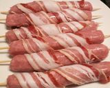 A picture of step 1 of Big piggies in blankets.