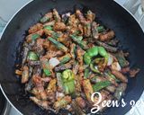 A picture of step 3 of Bhindi 65.