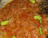 A picture of step 2 of Bhindi Masala.