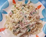 A picture of step 8 of Egg Noodles with Scallion, Ham, and Cream Cheese Sauce.
