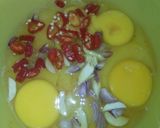 Foto langkah ke 2 dari resep 49.Telur Dadar Daun Kenikir.