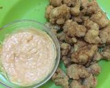 Foto langkah ke 3 dari resep Brokoli dan Kembang Kol Goreng Saos Mayonnaise.