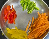 एग्जॉटिक टमाटर गार्मे सूजी उपमा - रेस्टोरेंट स्टाइल रेसिपी चरण 1 फोटो