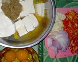 Foto langkah ke 2 dari resep Bothok tahu telur asin.