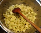Tejszínes karalábéleves (egyszerű és finom) recept fázis 2 fotója