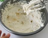 Foto langkah ke 2 dari resep Buttercream Homemade.