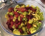 Une image de l'étape 5 de Compote de cerises et kiwis.