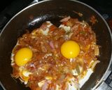 A picture of step 3 of Masala egg.