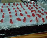 Foto langkah ke 8 dari resep Birthday Cake.