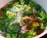 A picture of step 1 of Broccoli Soup with Orzo and Feta.