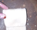 A picture of step 3 of Layered square paratha.