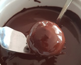 A picture of step 5 of Oreo Truffles (3 ingredients).