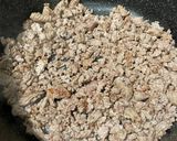 A picture of step 2 of Pork and Peanut Noodles.