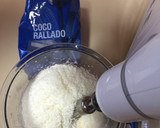 Foto del paso 2 de la receta: Rollos de coco con pasas 