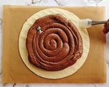 Une image de l'étape 6 de Galette des rois noisettes et chocolat.