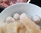 รูปขั้นตอนการทำที่ 2 ของ แกงจืดหนังหมู
