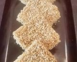 A picture of step 3 of Puffed Rajgira Brittle.