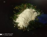 A picture of step 4 of Methi besani.