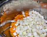 Karalábéleves recept fázis 2 fotója
