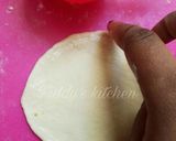 A picture of step 8 of Meat pocket buns.