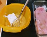 Sajtos-tejfölös rakott csirkemell recept fázis 2 fotója