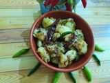 হিং এর জলে আলু মরিচ (Hing er jol e aloo morich recipe in Bengali)