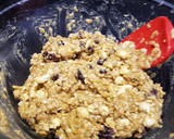 Foto del paso 3 de la receta: Cookies de avena con arándanos y anacardos