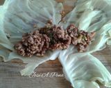Foto del paso 6 de la receta: Rollitos de col de carne mixta y crema de pimientos asados