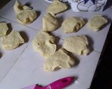 Foto del paso 1 de la receta: Pancitos de leche rellenos de jamón y queso