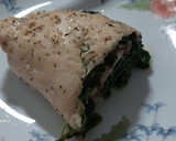 Foto del paso 7 de la receta: Pechuga de pollo rellena de espinacas y jamón serrano