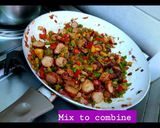A picture of step 4 of Sausage and pepper stir fried rice.