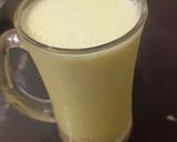 A picture of step 3 of Pear honey smoothie.