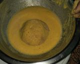 A picture of step 7 of Stuffed Bread Pakoda.